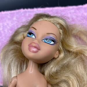MGA Bratz Fashion Doll TLC CONDITION Nude Passion 4 Fashion Spotlight Cloe OOAK